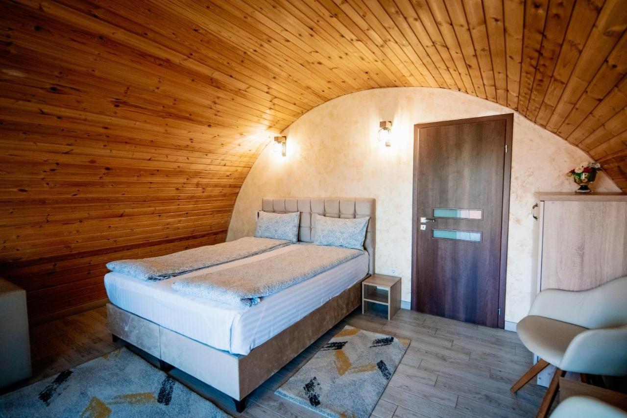 Montana Garden Hotel Răşinari Eksteriør billede