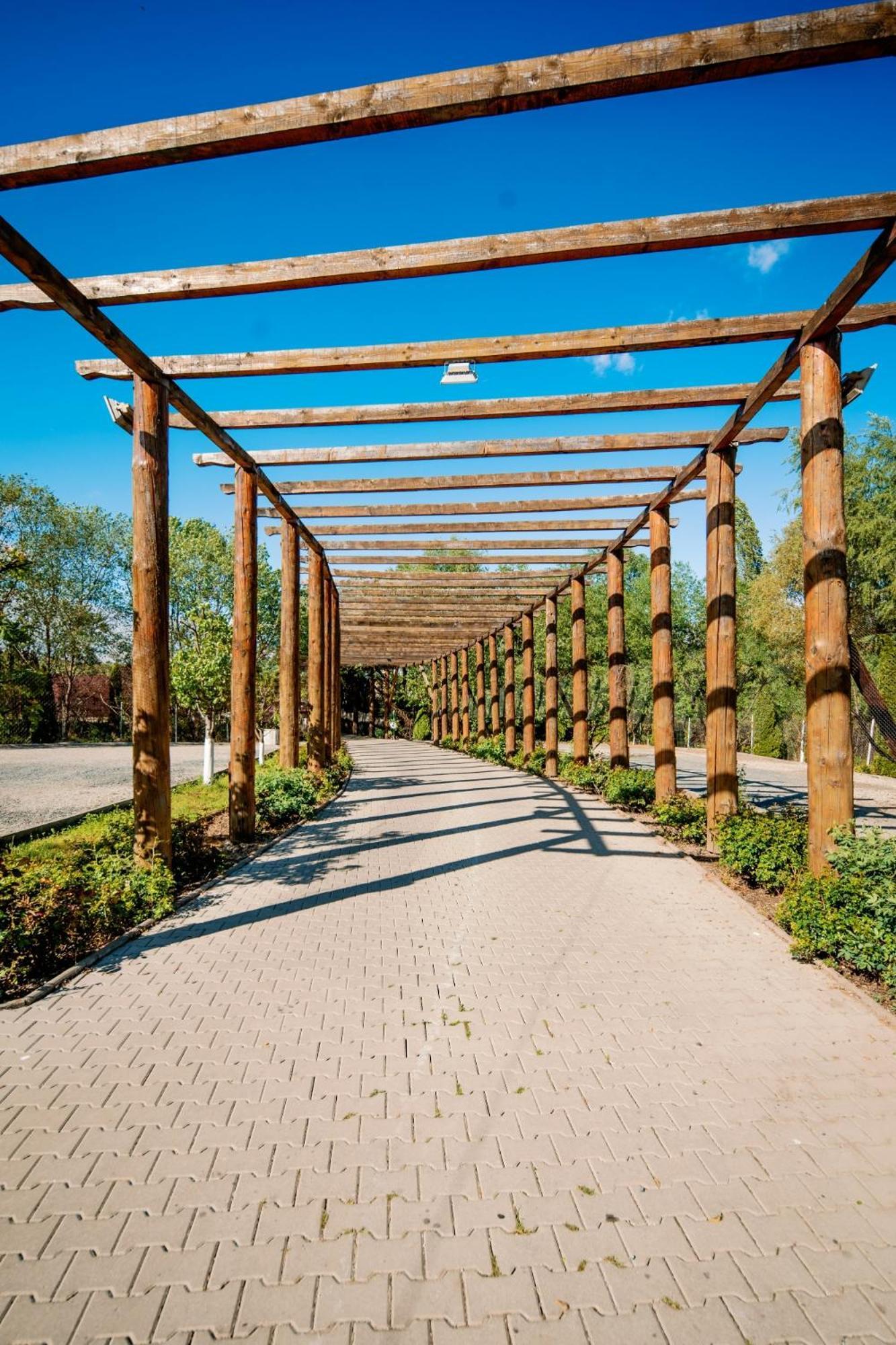 Montana Garden Hotel Răşinari Eksteriør billede